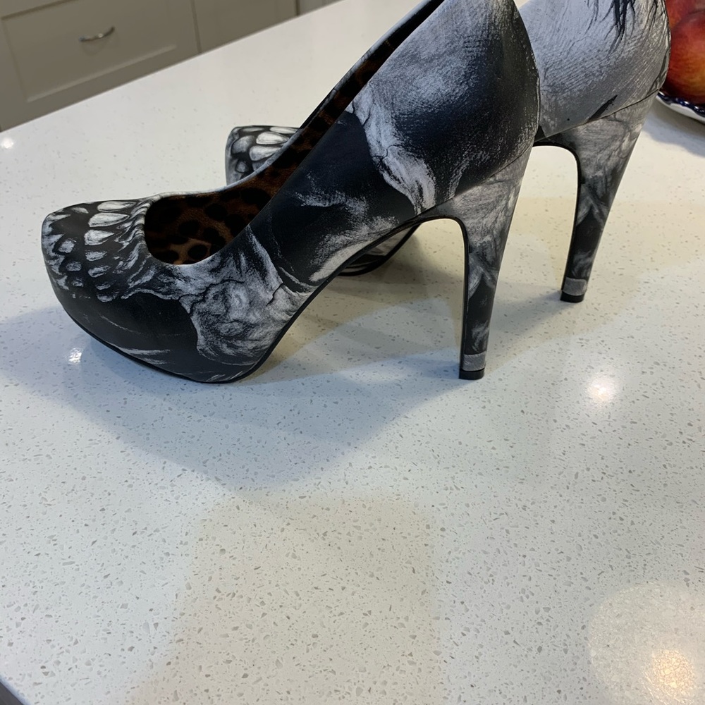 Iron Fist heels Dead on Platform - Picture 8 of 12